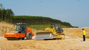 Thi công dự án đường bộ cao tốc bắc-nam đoạn qua tỉnh Quảng Bình 