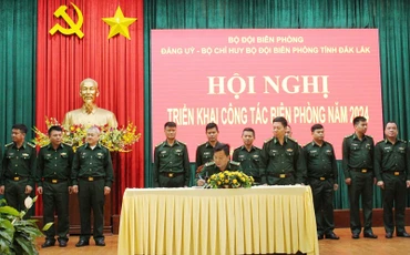 Các cơ quan, đơn vị trong Bộ đội Biên phòng tỉnh Đắk Lắk ký kết thực hiện tốt các nội dung phong trào thi đua quyết thắng năm 2024.