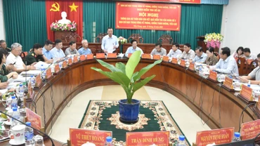 Đồng chí Đoàn Hồng Phong phát biểu tại buổi công bố dự thảo báo cáo kết quả kiểm tra.