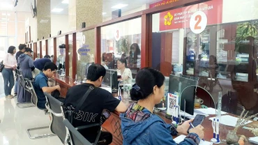 Điều 75, Luật bảo hiểm xã hội năm 2024 quy định một số điều mới có hiệu lực từ 1/7/2025. (Ảnh: HNV)
