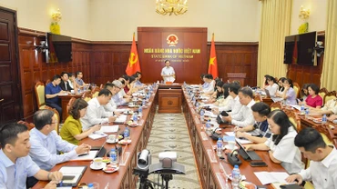 Quang cảnh buổi làm việc