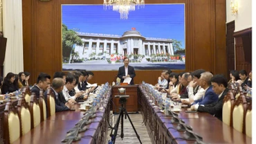 Toàn cảnh cuộc họp. 