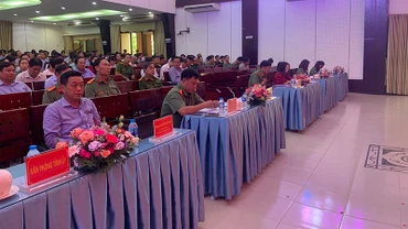Quang cảnh hội nghị.