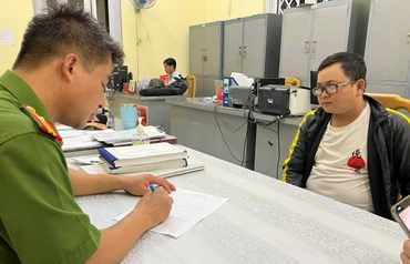 Đối tượng Từ Thanh Tùng bị bắt giữ sau khoảng 4 giờ gây án.