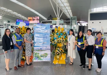 Chào đón những vị khách đến từ Yangon.