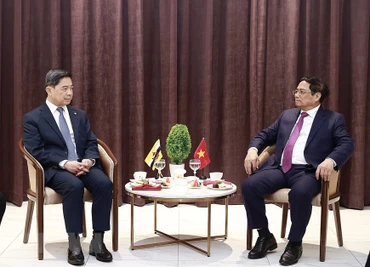 Thủ tướng Phạm Minh Chính tiếp ông Dato Dr. Mohd Amin Liew Abdullah, Bộ trưởng Văn phòng Thủ tướng kiêm Bộ trưởng Bộ Tài chính và Kinh tế II của Brunei. (Ảnh: TTXVN)