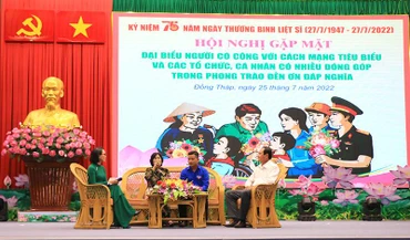 Đại biểu tham gia tọa đàm tại Hội nghị.