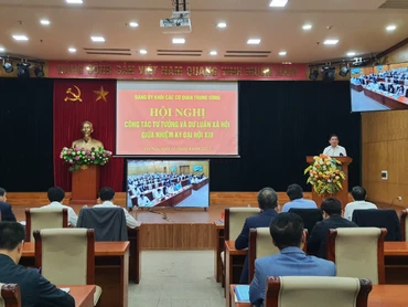 Quang cảnh hội nghị.