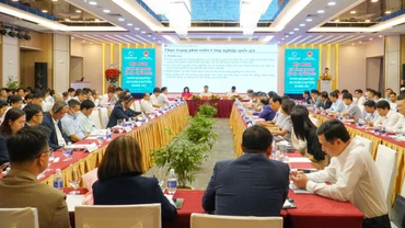 Toàn cảnh hội nghị.