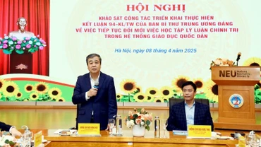 Đồng chí Ngô Đông Hải, Ủy viên Trung ương Đảng, Phó Trưởng Ban Tuyên giáo và Dân vận Trung ương phát biểu tại hội nghị. (Ảnh: TUẤN ANH)