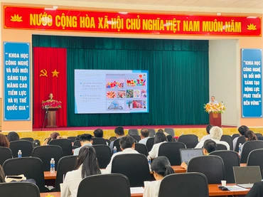 Giám đốc Trung tâm Chứng nhận phù hợp QUACERT Trần Quốc Dũng phát biểu tại Hội thảo.
