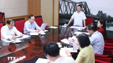 Phó Thủ tướng Hồ Đức Phớc chủ trì cuộc họp. (Ảnh: Văn Điệp/TTXVN)