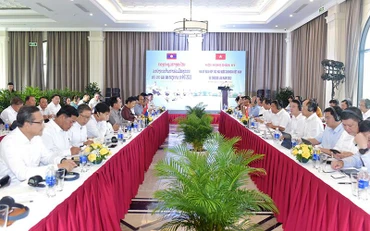 Toàn cảnh hội nghị.