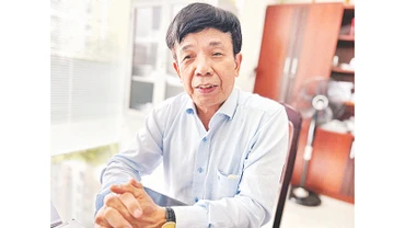GS,TS Lê Hồng Hạnh