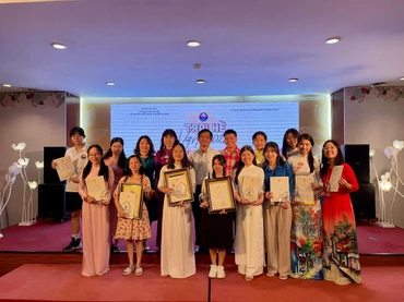 Cuộc thi Kể chuyện tiếng Việt được tổ chức trong khuôn khổ Trại hè Việt Nam 2022 dành cho các kiều bào trẻ. Ảnh: BTC