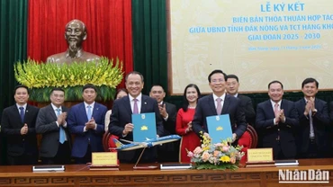 Ủy ban nhân dân tỉnh Đắk Nông ký kết biên bản thỏa thuận hợp tác toàn diện với Vietnam Airlines giai đoạn 2025–2030.