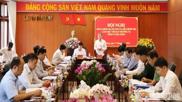 Đồng chí Nguyễn Văn Hội, Ủy viên Ủy ban Kiểm tra Trung ương, Phó Đoàn Kiểm tra số 1923 của Bộ Chính trị phát biểu chỉ đạo tại buổi làm việc với Ban Thường vụ Tỉnh ủy Đắk Nông về thông qua Dự thảo báo cáo kết quả kiểm tra tại Đắk Nông. 
