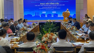 Quang cảnh tọa đàm.