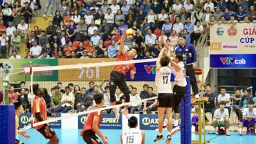 Giải bóng chuyền Cúp Hùng Vương là một trong nhiều hoạt động phải lùi trong 2 ngày Quốc tang.