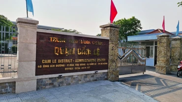 Trụ sở Ủy ban nhân dân quận Cẩm Lệ.