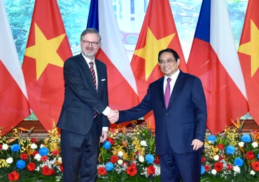 [Ảnh] Thủ tướng Phạm Minh Chính hội đàm với Thủ tướng Cộng hòa Séc Petr Fiala