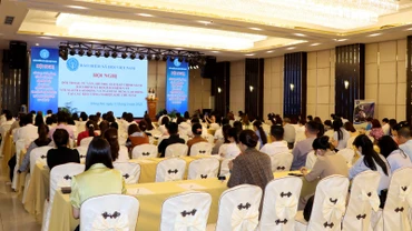 Quang cảnh hội nghị.