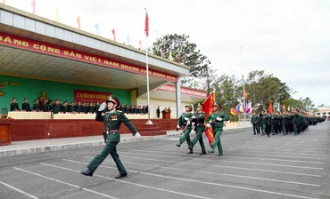 Duyệt đội ngũ tại Lễ ra quân huấn luyện năm 2023.