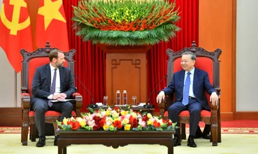 Tổng Bí thư Tô Lâm tiếp ông Nate Franklin, nhà sáng lập và Chủ tịch Tập đoàn Pacifico Energy (PE), Hoa Kỳ. (Ảnh: ĐĂNG KHOA)