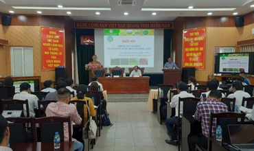 Quang cảnh cuộc họp thông tin về “giống thanh long ruột đỏ Long Định 1”.