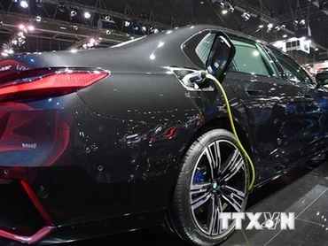 Một mẫu xe điện đến từ Đức. (Ảnh: TTXVN)