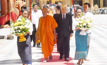 Đoàn lãnh đạo Đảng và Nhà nước đến viếng tang.