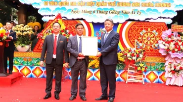 Quần thể danh thắng Hương Sơn (huyện Mỹ Đức, Hà Nội) được công nhận là Khu du lịch cấp thành phố.
