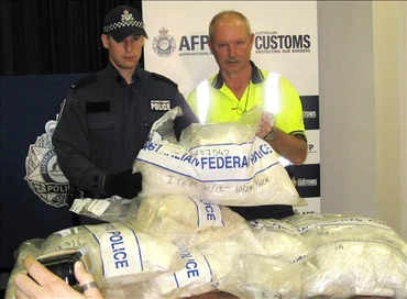Hải quan Australia trưng bày ma túy thu giữ tại Melbourne. (Ảnh tư liệu: AFP/TTXVN)