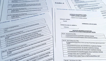 Bản kiểm kê chi tiết các tài liệu và vật dụng khác FBI tịch thu tại nhà của cựu Tổng thống Mỹ Donald Trump ở bang Florida. (Ảnh: Reuters)