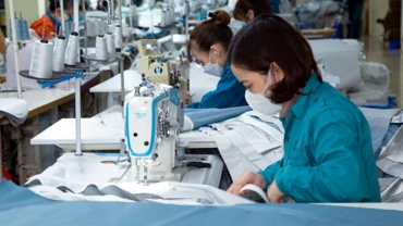 Xuất khẩu dệt may đang tăng trưởng mạnh.