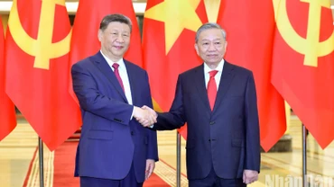 Tổng Bí thư Tô Lâm hội đàm với Tổng Bí thư, Chủ tịch Trung Quốc Tập Cận Bình. (Ảnh: ĐĂNG KHOA)