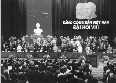 [Infographic] Đại hội lần thứ VIII của Đảng