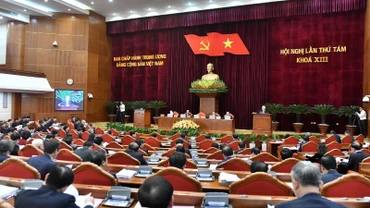 Toàn cảnh phiên khai mạc Hội nghị Trung ương 8, khóa XIII. (Ảnh: ĐĂNG KHOA)