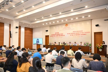 Quang cảnh họp báo về dự kiến chương trình Kỳ họp thứ 5, Quốc hội khóa XV. (Ảnh: DUY LINH)