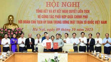[Ảnh] Chính phủ và Đoàn Chủ tịch Uỷ ban Trung ương Mặt trận Tổ quốc Việt Nam tổng kết công tác phối hợp