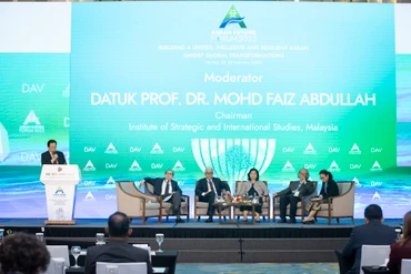 Các đại biểu tham dự Phiên toàn thể thứ 2 trong khuôn khổ Diễn đàn Tương lai ASEAN năm 2025. (Ảnh: SƠN TÙNG) 