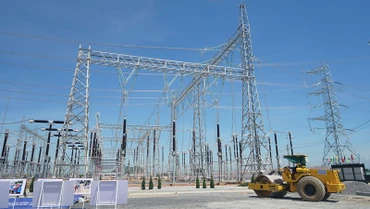 Công tác chuẩn bị cho lễ khánh thành dự án đường dây 500kV mạch 3 tại điểm cầu Thanh Hóa (Trạm biến áp 500kV Thanh Hóa) đã hoàn tất. (Ảnh: TRUNG HƯNG)