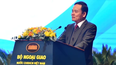 Phó Thủ tướng Chính phủ Trần Lưu Quang phát biểu chỉ đạo phiên họp. (Ảnh: THỦY NGUYÊN) 