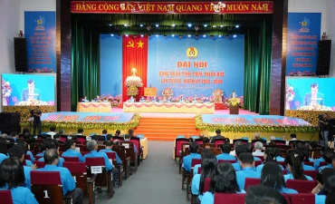 Đại hội Công đoàn tỉnh Thừa Thiên Huế lần thứ XV, nhiệm kỳ 2023-2028 diễn ra tại Trung tâm Văn hóa-Điện ảnh tỉnh.