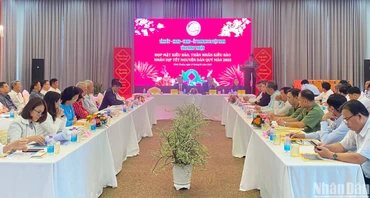 Quang cảnh buổi họp mặt.