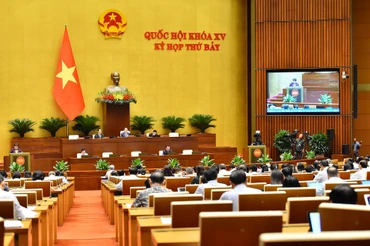 Phiên toàn thể tại Hội trường chiều 3/6, Quốc hội nghe báo cáo về dự án Luật Công đoàn (sửa đổi). Ảnh: THỦY NGUYÊN