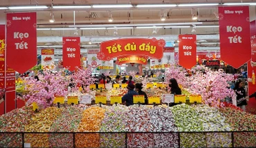 Các siêu thị ở Nghệ An tràn ngập hàng hóa phục vụ Tết Giáp Thìn 2024.