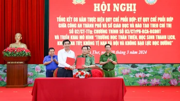 Công an và Sở Giáo dục và Đào tạo Cần Thơ ký kết quy chế phối hợp.