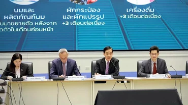 Bí thư thường trực Bộ Thương mại Thái Lan Kirati Ratchano tại buổi họp báo. (Ảnh: Nation)