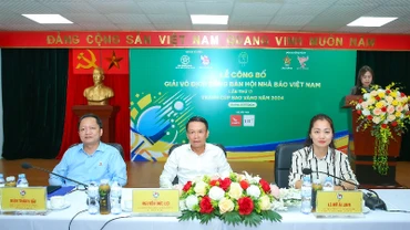 Lễ công bố giải đấu được tổ chức tại Hà Nội.